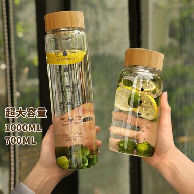 BÌNH NƯỚC THỦY TINH NẮP GỖ - BÌNH NƯỚC THỦY TINH IN LOGO THEO YÊU CẦU