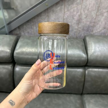 BÌNH THỦY TINH NẮP GỖ IN LOGO - QUÀ TẶNG DOANH NGHIỆP SANG TRỌNG