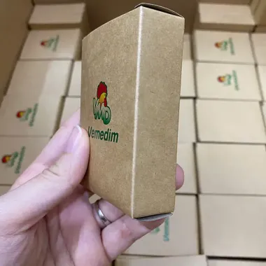 GIÁ ĐỠ ĐIỆN THOẠI BẰNG GỖ IN LOGO THEO YÊU CẦU - QUÀ TẶNG DOANH NGHIỆP GIÁ