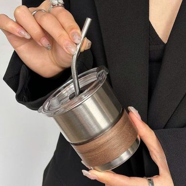 LY INOX GIỮ NHIỆT KÈM ỐNG HÚT IN LOGO THEO YÊU CẦU