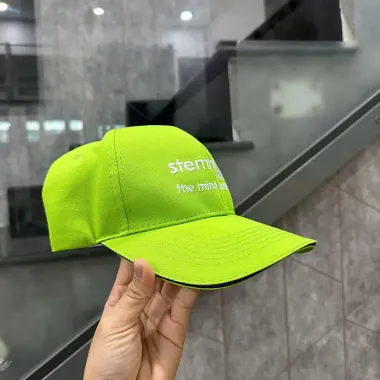 NÓN KẾT IN LOGO – XU HƯỚNG QUẢNG BÁ THƯƠNG HIỆU HIỆU QUẢ