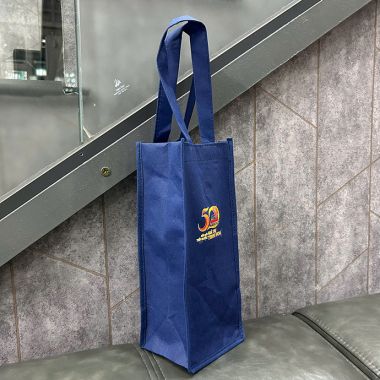 SẢN XUẤT TÚI VẢI KHÔNG DỆT ĐỰNG BÌNH NƯỚC GIÁ TỐT