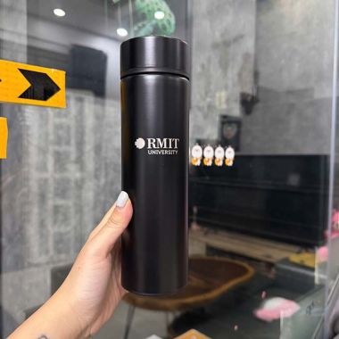 BÌNH GIỮ NHIỆT 500ML MÀU ĐEN KHẮC LOGO RMIT