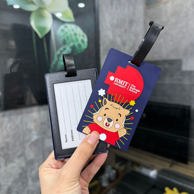 THẺ HÀNH LÝ RMIT - IN LOGO THEO YÊU CẦU