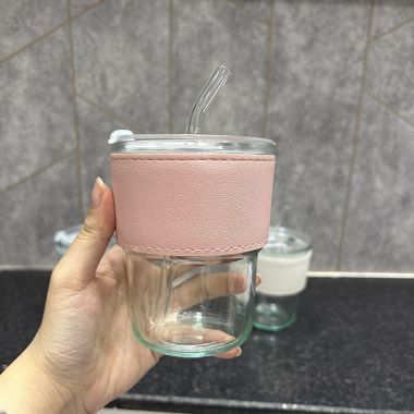 LY THỦY TINH BỌC DA KÈM ỐNG HÚT IN LOGO THEO YÊU CẦU