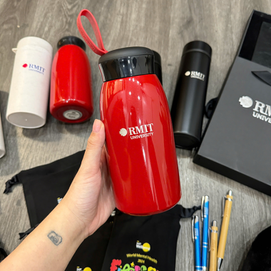 QUÀ TẶNG TRƯỜNG HỌC RMIT - IN LOGO THEO YÊU CẦU