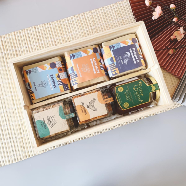 BỘ QUÀ TẶNG  TẾT CAO CẤP - SẢN XUẤT THEO YÊU CẦU