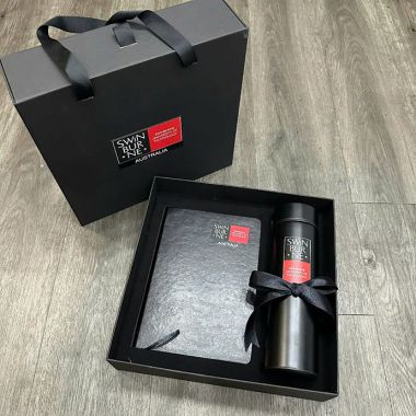 BỘ QUÀ TẶNG SỔ TAY KÈM BÌNH IN LOGO GIÁ RẺ
