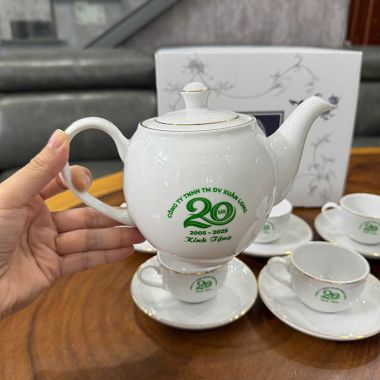 BỘ TRÀ 0.5L CAMELLIA CHỈ VÀNG MINH LONG – IN LOGO DOANH NGHIỆP CAO CẤP