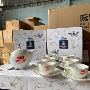 BỘ TÁCH SỨ TRẮNG KÈM ĐĨA LÓT SỨ IN LOGO - KÈM HỘP ĐỰNG CAO CẤP