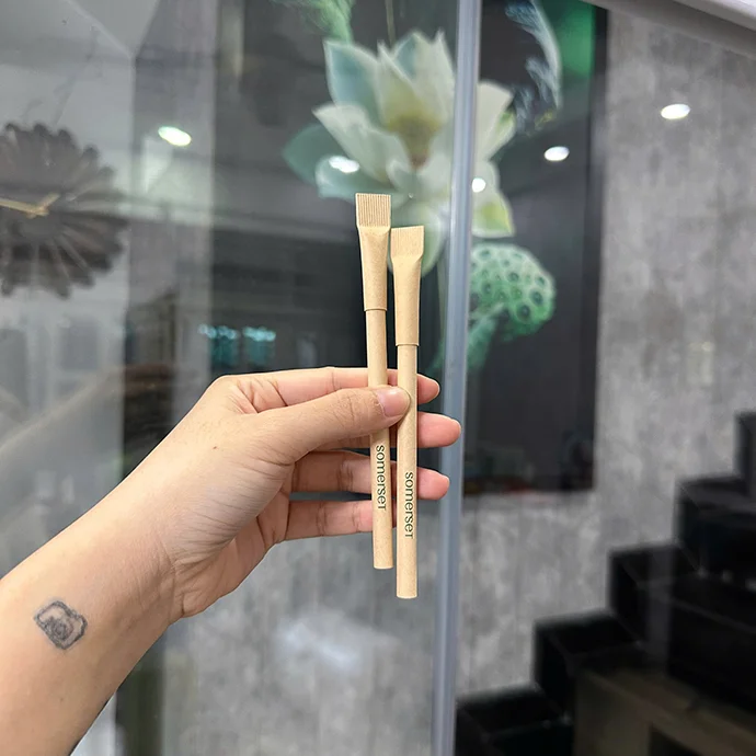 BÚT GIẤY THÂN THIỆN MÔI TRƯỜNG - IN LOGO DOANH NGHIỆP LÀM QUÀ TẶNG QUẢNG CÁO