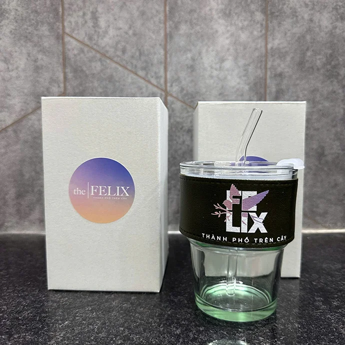 LY THỦY TINH BỌC DA IN LOGO - QUÀ TẶNG TINH TẾ