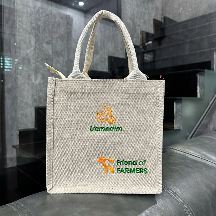 TÚI VẢI ĐAY HÌNH HỘP THÊU LOGO