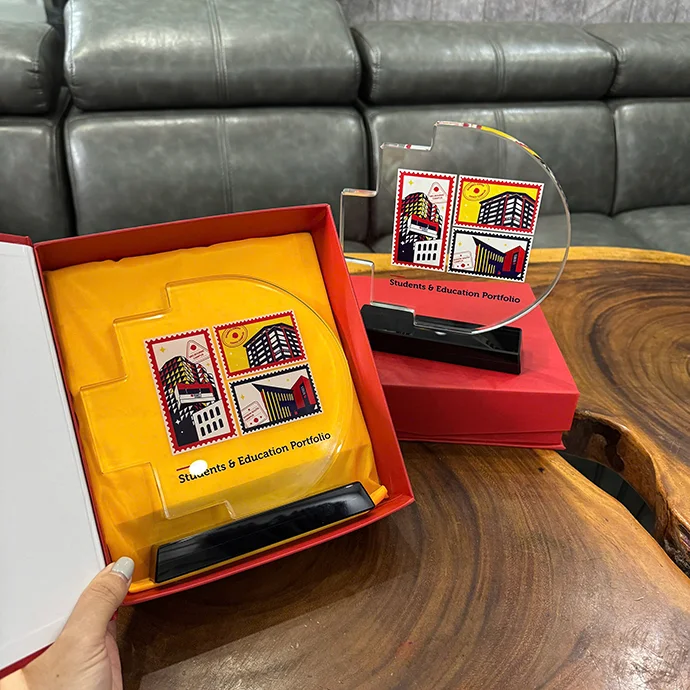 KỶ NIỆM CHƯƠNG PHA LÊ RMIT - IN LOGO THEO YÊU CẦU